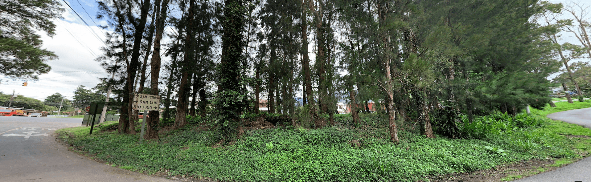 Calle Santa Elena, - Entrada los Pinos